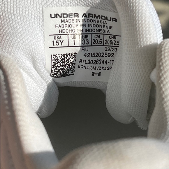 Under Armour Youth 1.5 Football Cleats - Picture 4 of 5